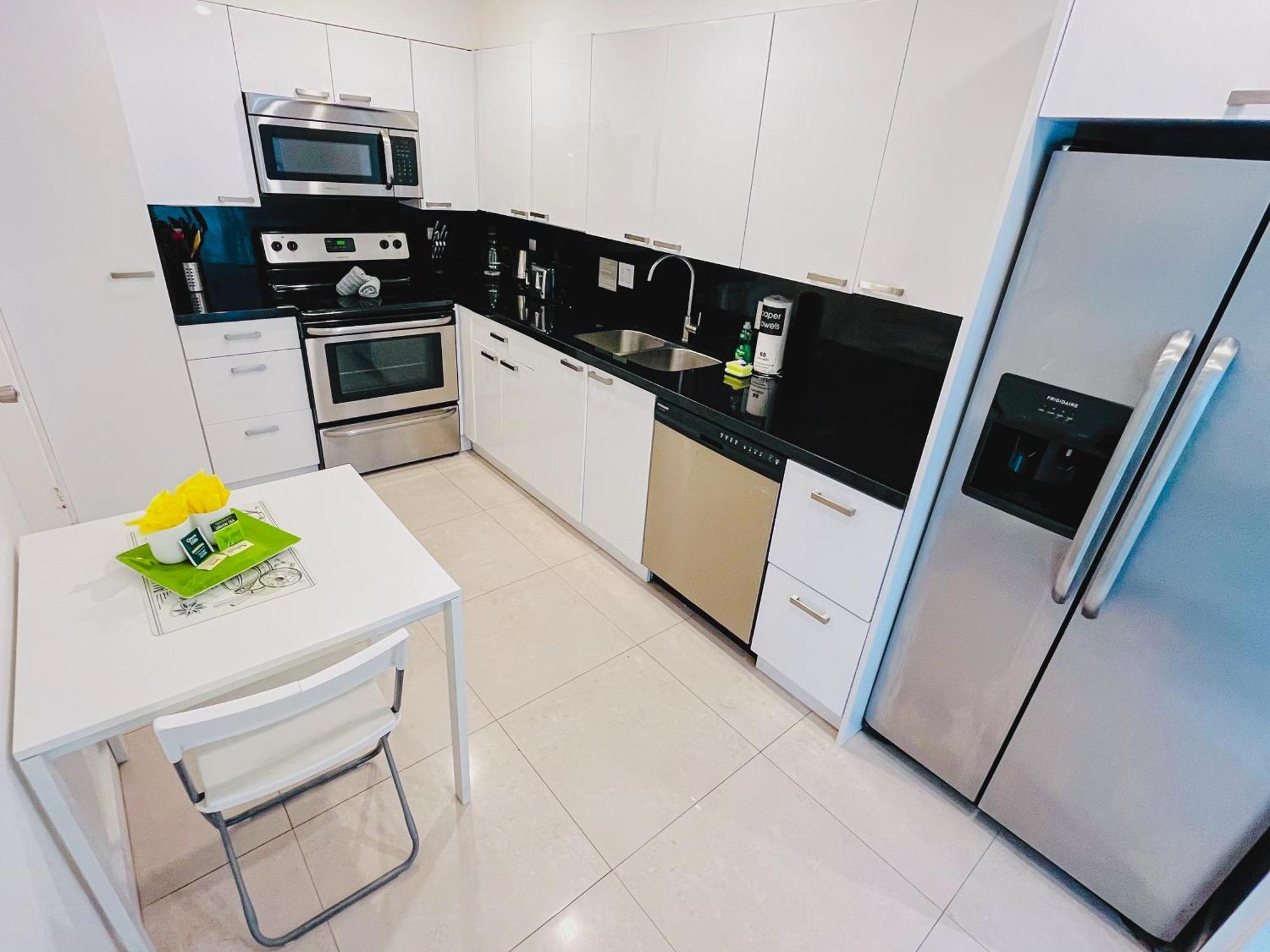 Miami Hollywood Awesome 2 Bedroom 2 Bathroom 003-22Bvic Luaran gambar